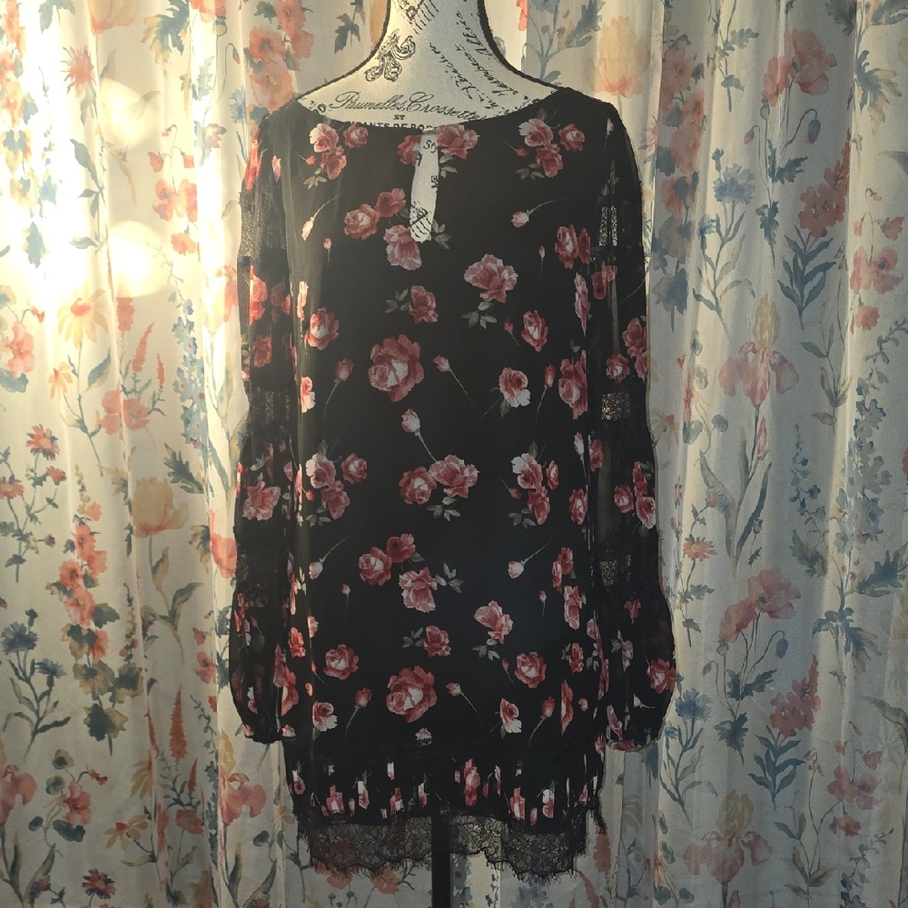 White House Black Market Floral Lace- Trim Long Sleeve Dress